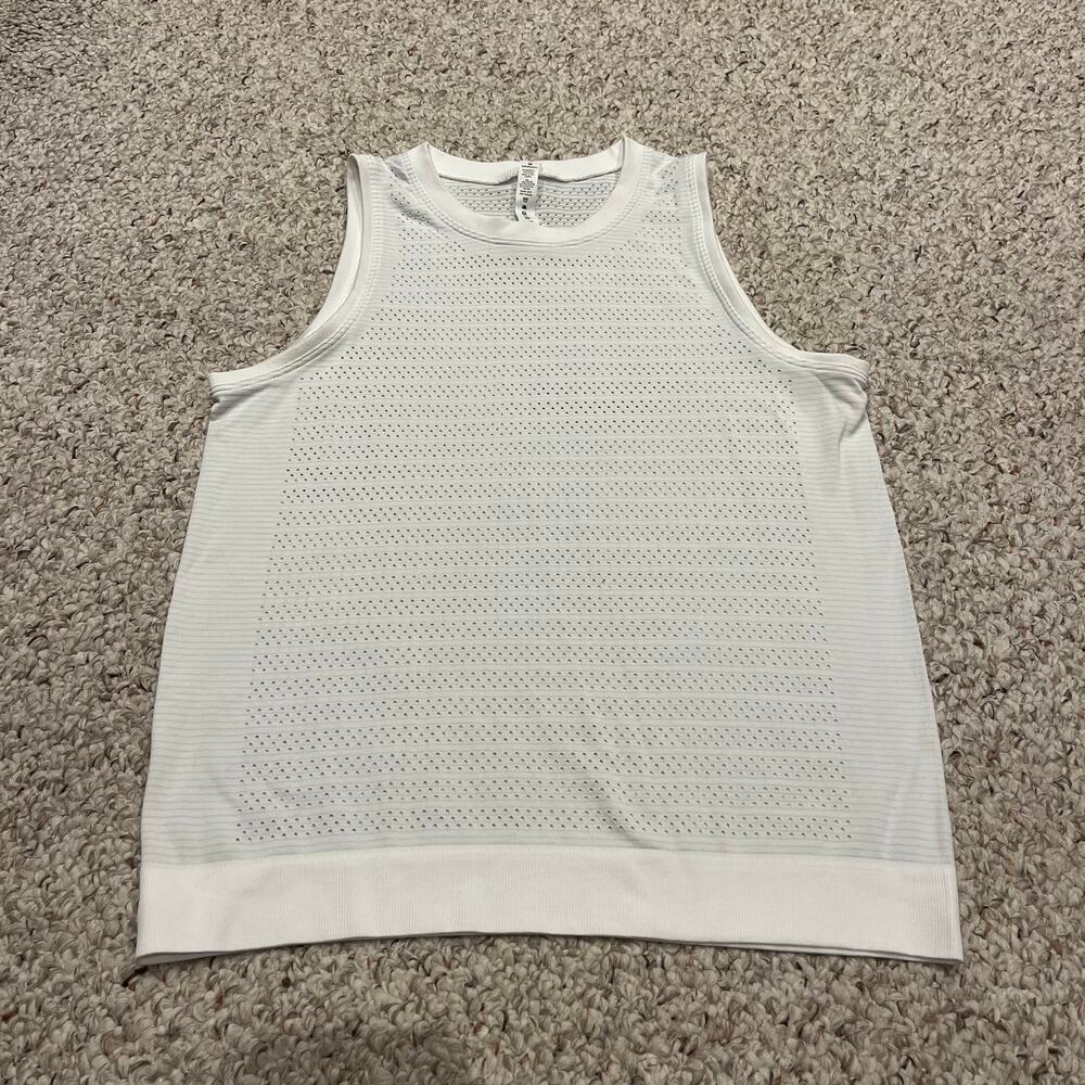 Lululemon Breeze By Muscle Tank 6 White Athleisure Gym Workout Casual